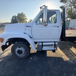 1998 Ford f800 