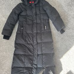 Women’s Winter down jacket, size XS