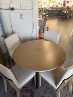 Round Wood Dining Table with 4 Chairs