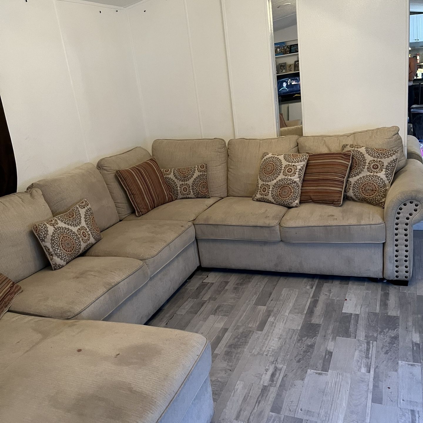 Sectional Couch 