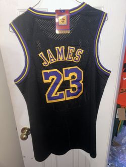 Lebron James lakers 2xl jersey