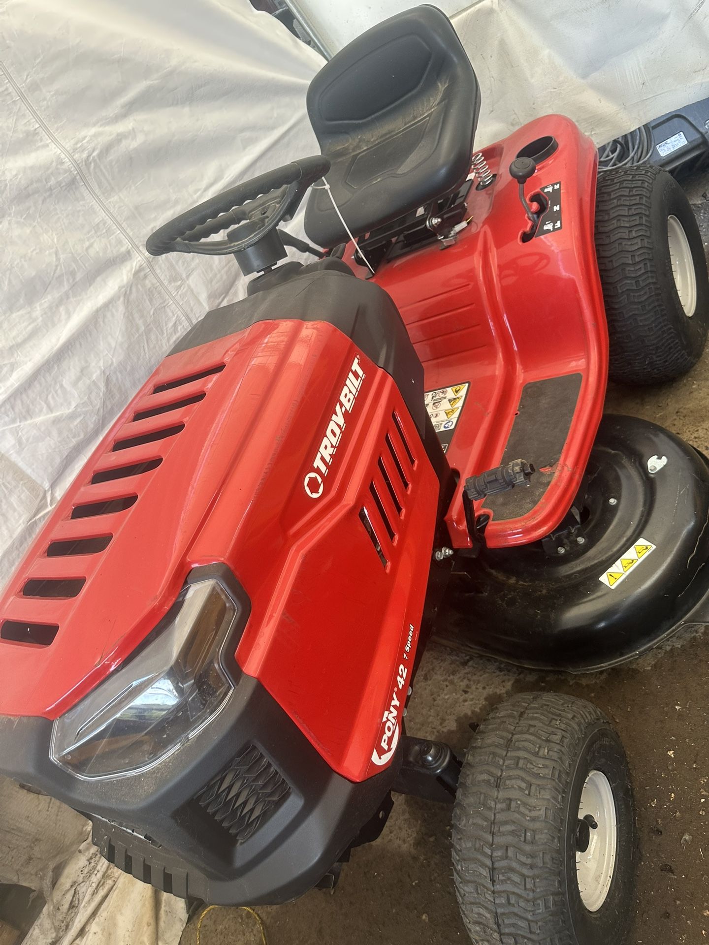 Lawnmower Tractor Troy Bilt