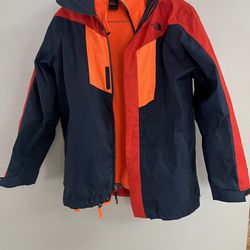 The North Face Big Boys jacket size XL 
