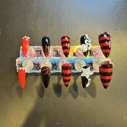 Custom Hand Painted Gel Nails