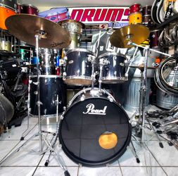 Pearl Complete Drum Set 🥁  !! $400 or best offer !!