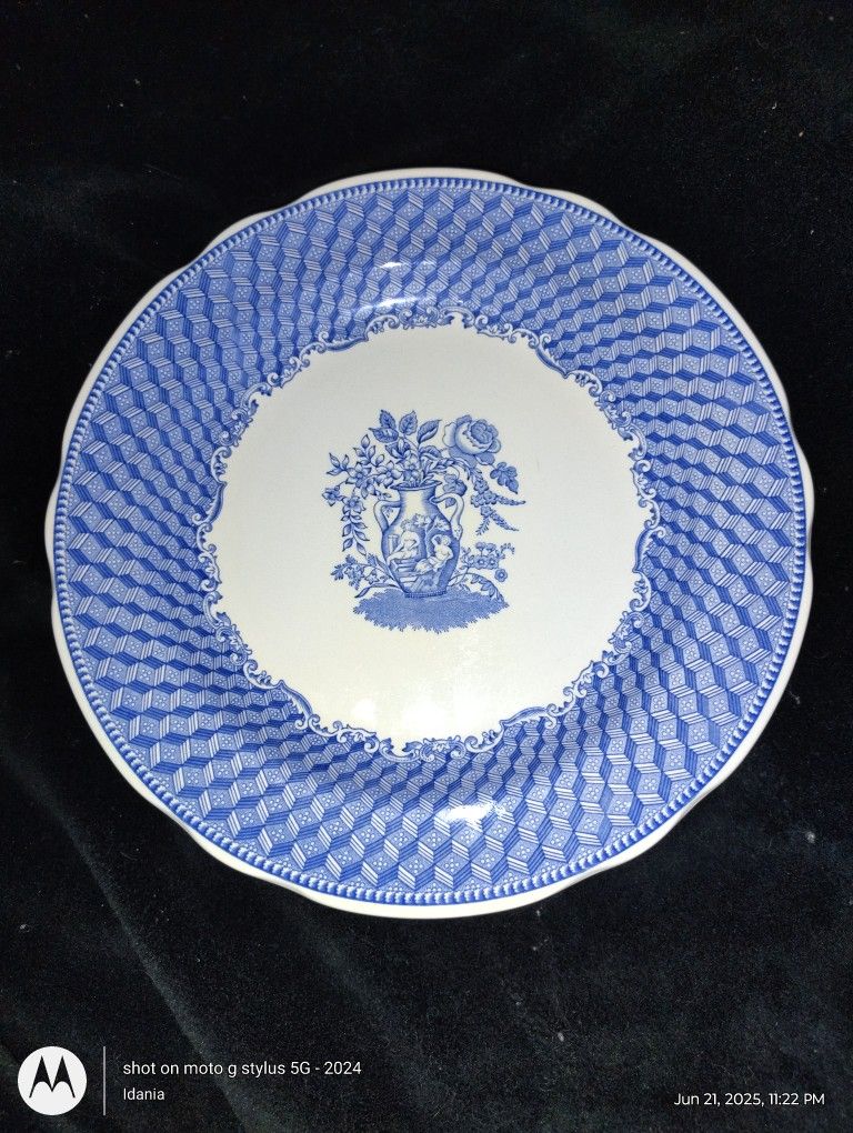 VINTAGE PLATE FROM THE SPODE BLUE ROOM COLLECTION PORTLAND VASE PLATE 1832 IN EXCELLENT CONDITION