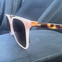 Fendi Sunglasses 