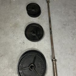  Heavy-duty vintage Ivanko plates + Olympic bar – for $350 💪