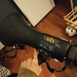 Uzi Bullhorn 