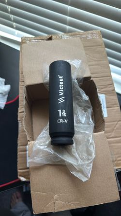 Deep Impact Socket