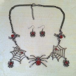 Spiders & their webs Silvertone necklace & earrings set red rhinestones w/BONUS