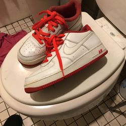 Nikes Red And White Airforce1s Size7 