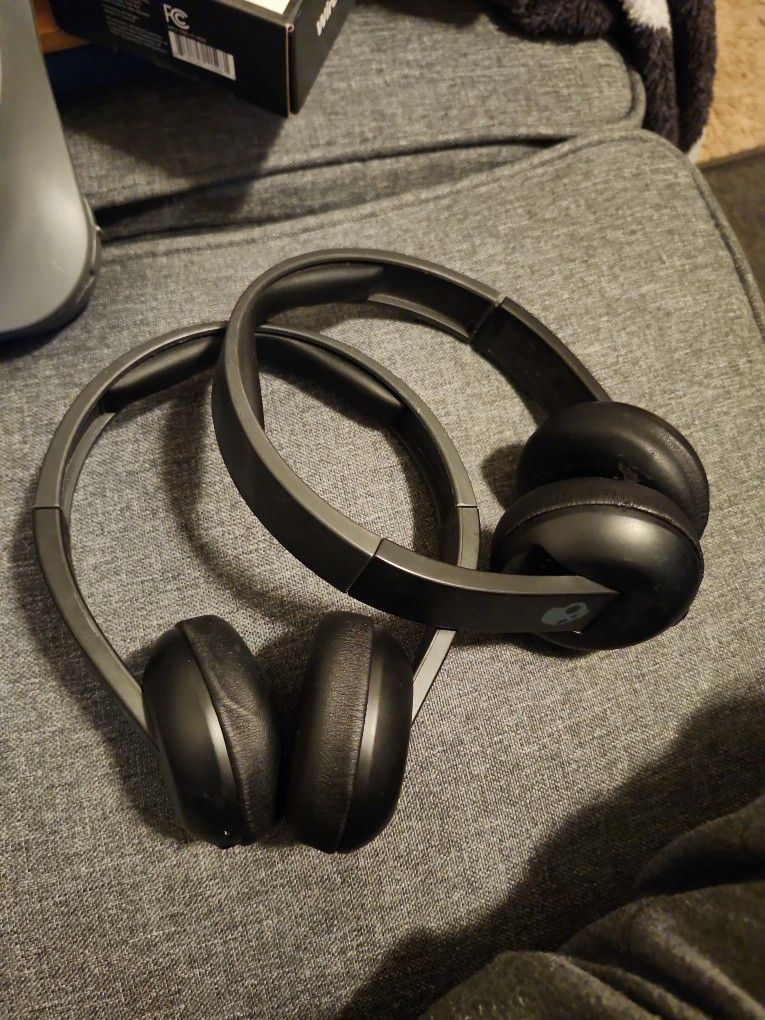 Headphones-skullcandy,wireless