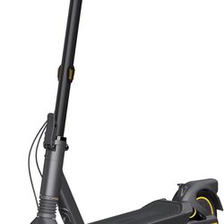 Segway Ninebot MAX G30P Electric Scooter + Charger - Great Condition