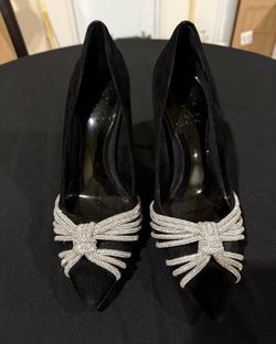 New Elegant Vince Camuto heels