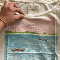 Abercrombie And Fitch T Shirt Xs