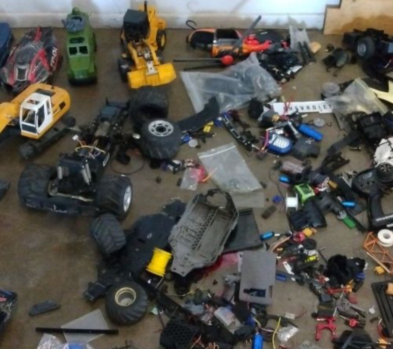 Quick Cash For New Or Old RC Cars/trucks/boats/planes. Complete Or Not.