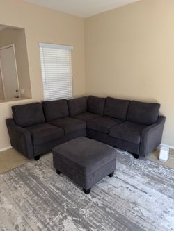 Couch Sofa in Great Condition!