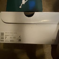 Jordan 11 Midnight Navy Velvet 