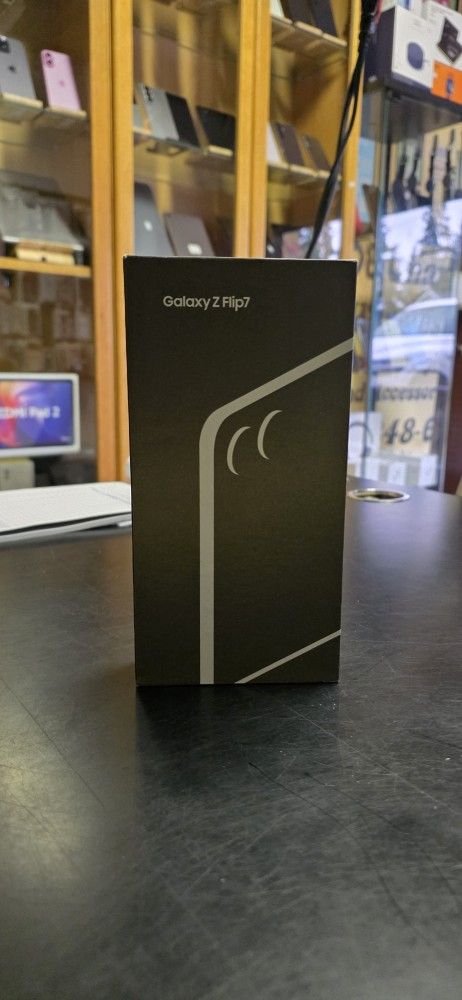 Samsung Galaxy Z Flip 7 5G Unlocked 512gb