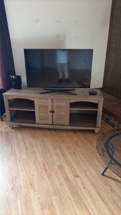 47 inch Samsung TV and TV stand 150 for both
