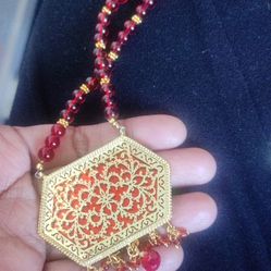 18 K Gold Plated  Glass & Enamel Necklace Set