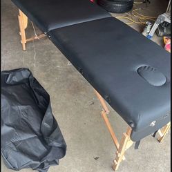 Massage table 