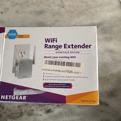 Netgear Wifi Range Extender w/ethernet Port