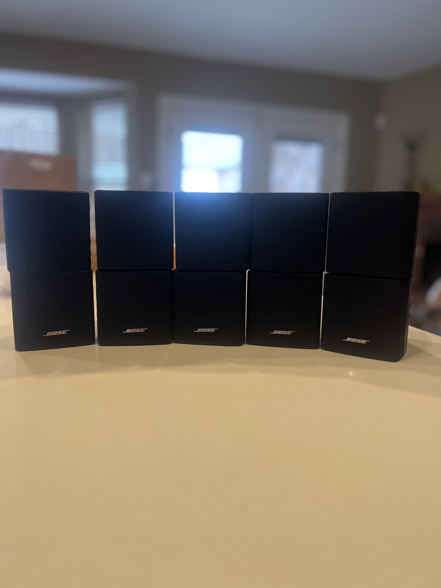 SET OF 5 BOSE DOUBLE CUBE SURROUND SOUND SPEAKERS