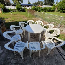 Outdoor White Plastic Round Table with 10 Chairs