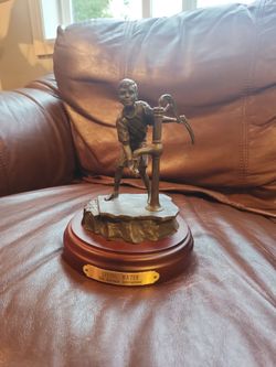 Vintage Living Water Bronze Figurine Life Outreach International