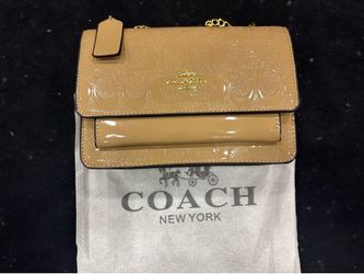 Coach khaki