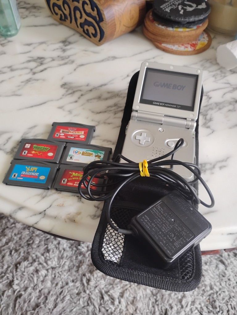 Gameboy Advanced SP