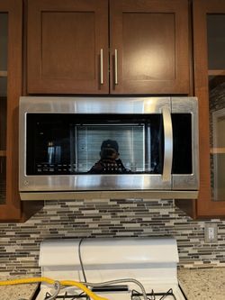 Stove Microwave And Dishwasher