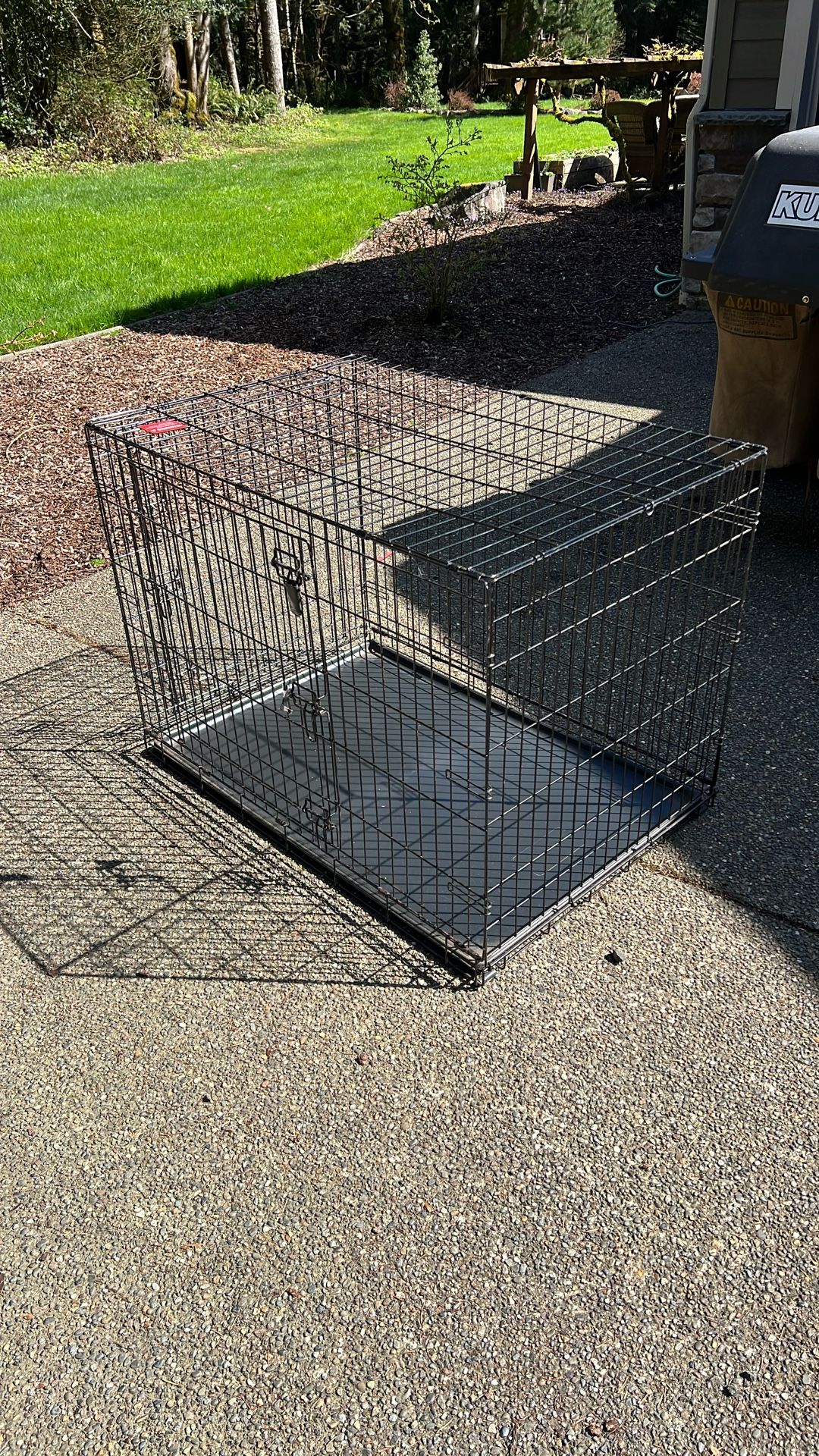 Collapsing Dog Crate