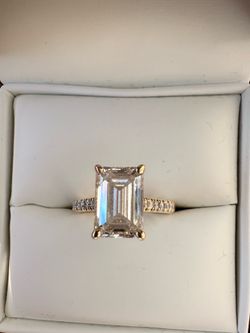 Engagement Diamond Ring (Lab Diamond)
