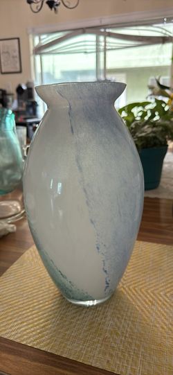 13inch beautiful blue frosted glass Vase