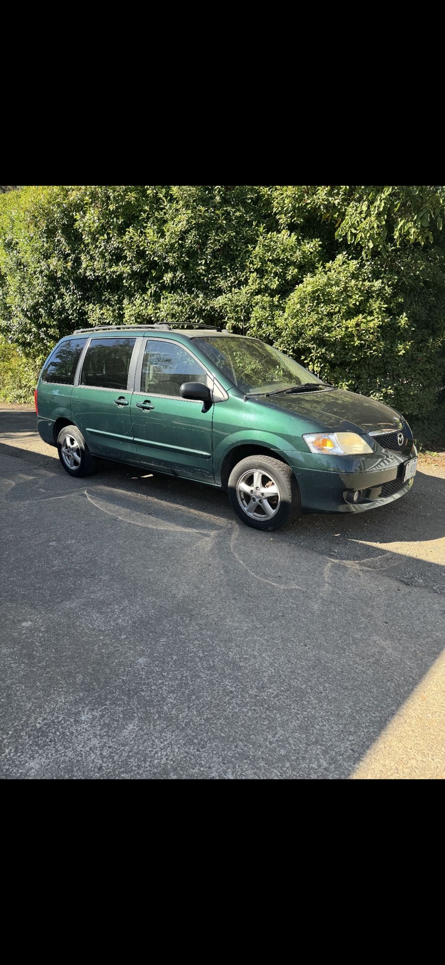 2002 Mazda MPV
