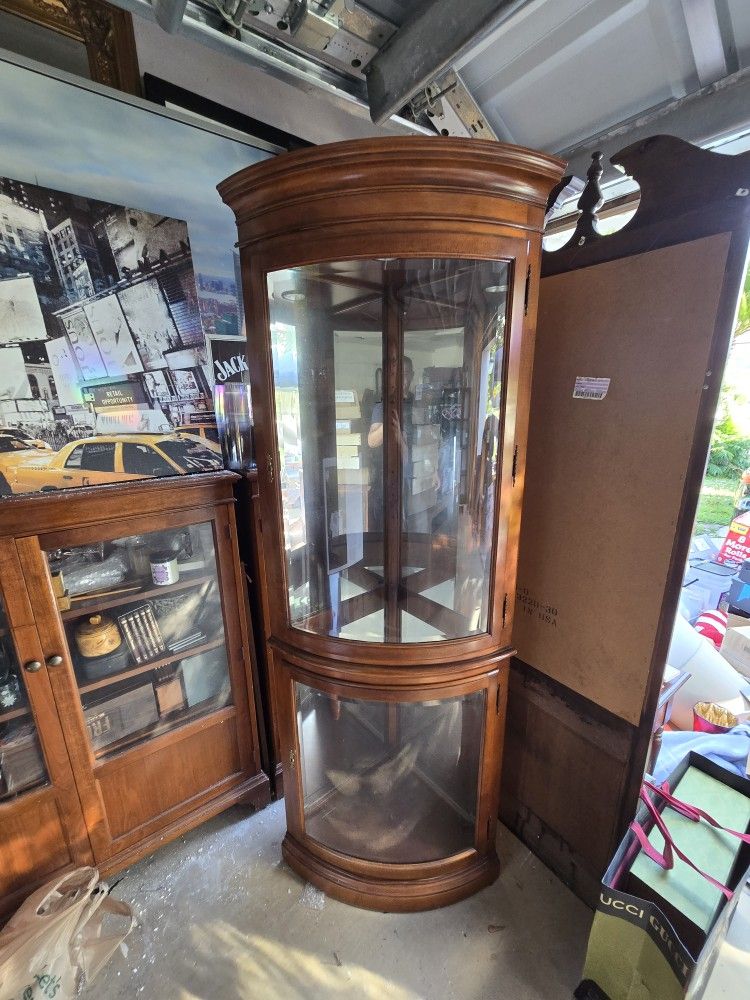 Furniture Corner Piece
