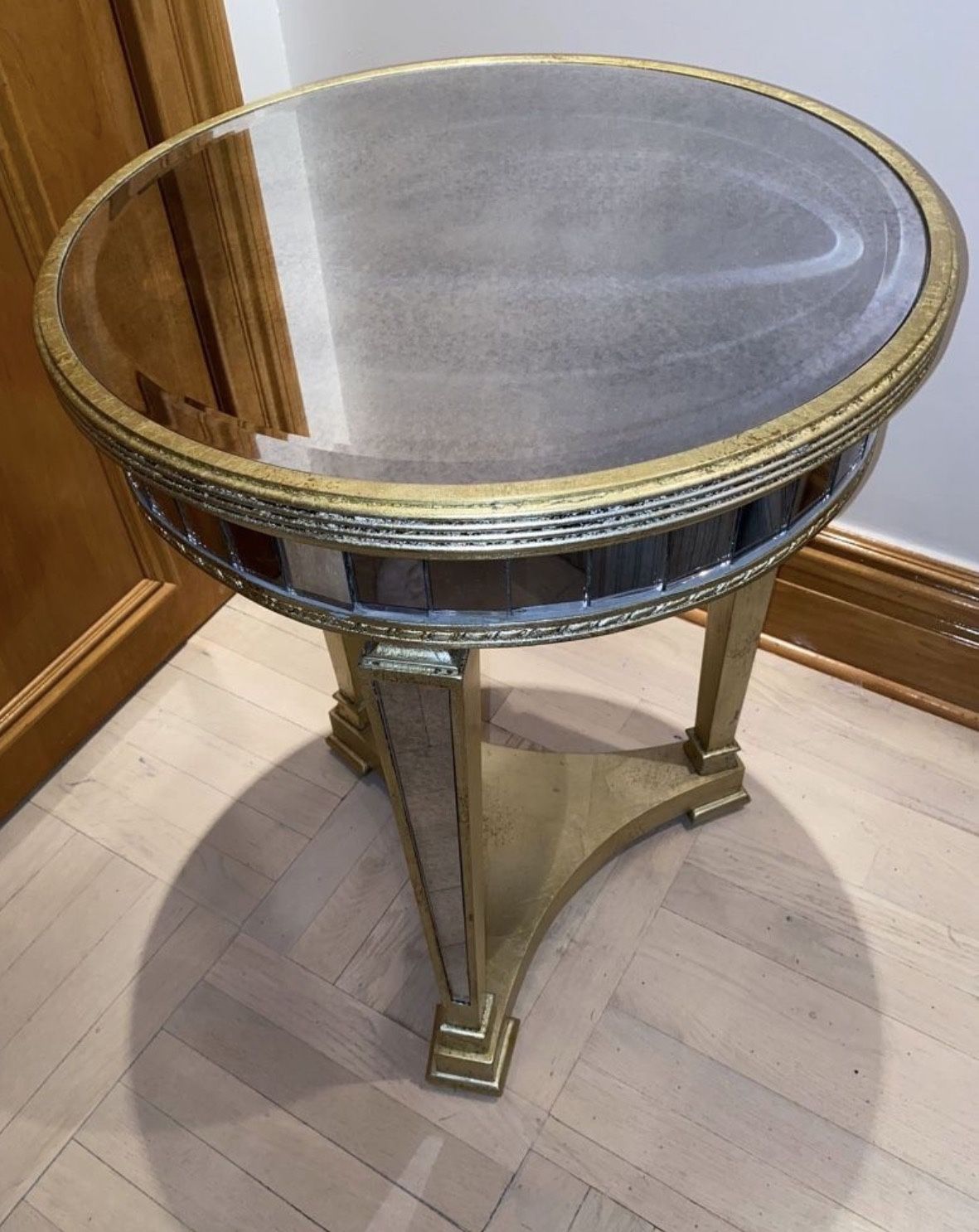 Gold Mirrored End Table 