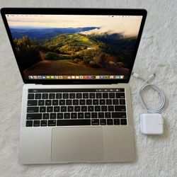 MacBook PRO 13 Inch, 16 GB RAM, 512 GB SSD