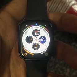 Locked Apple Watch Series 5