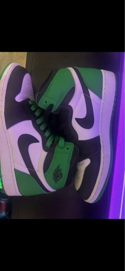 Nike shoes size 6