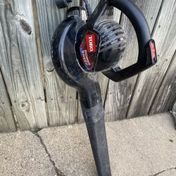 Leaf Blower