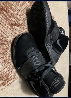 $30, Men’s shoes size 7.5