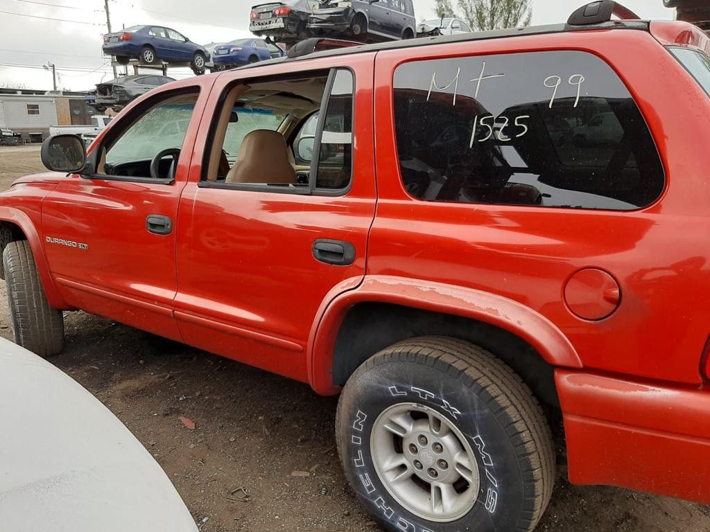 Dodge durango 1999 only parts engine and transmission good