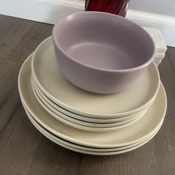 Set Of Plates 