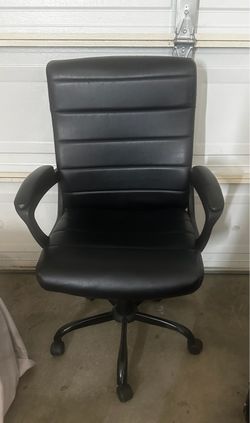 Black Leather Office Chair with Armrests