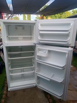 Refrigerator marca Frigidaire en perfectas condiciones