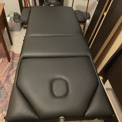 Massage Table 